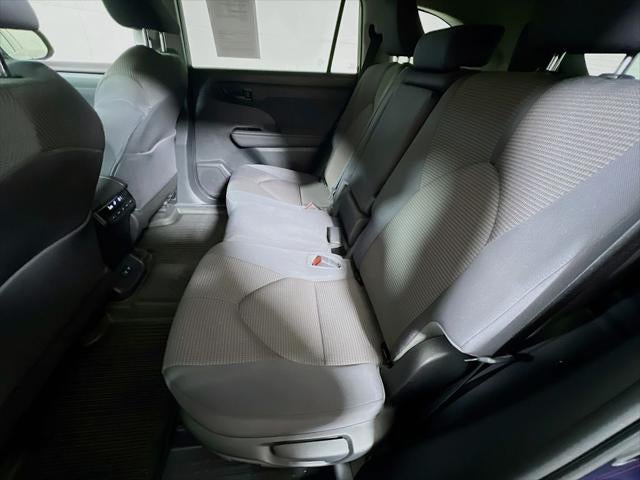 2020 Toyota Highlander LE