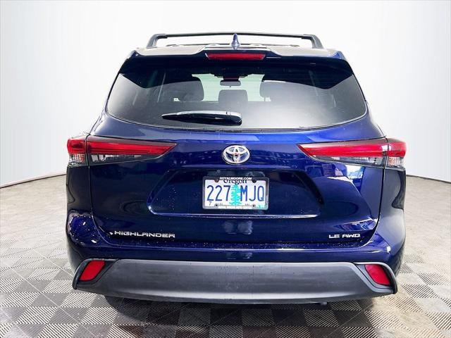 2020 Toyota Highlander LE