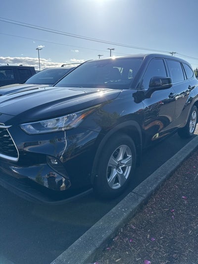 2020 Toyota Highlander LE