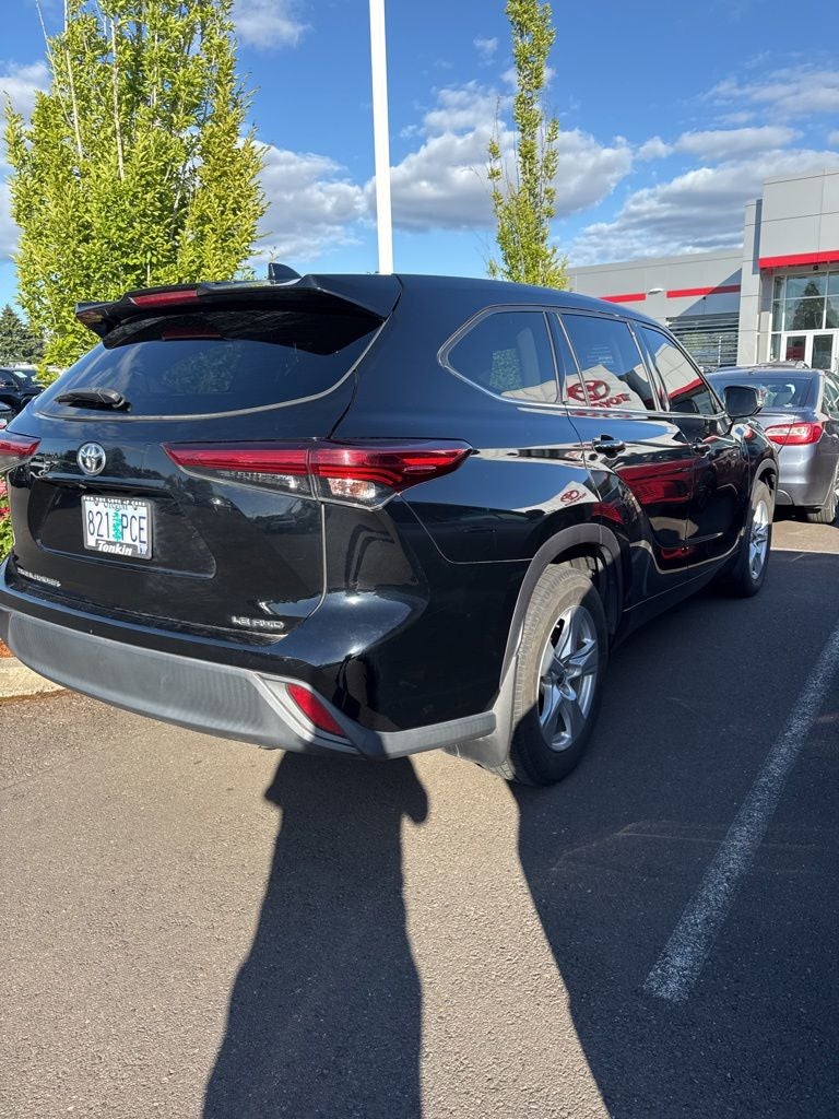 2020 Toyota Highlander LE