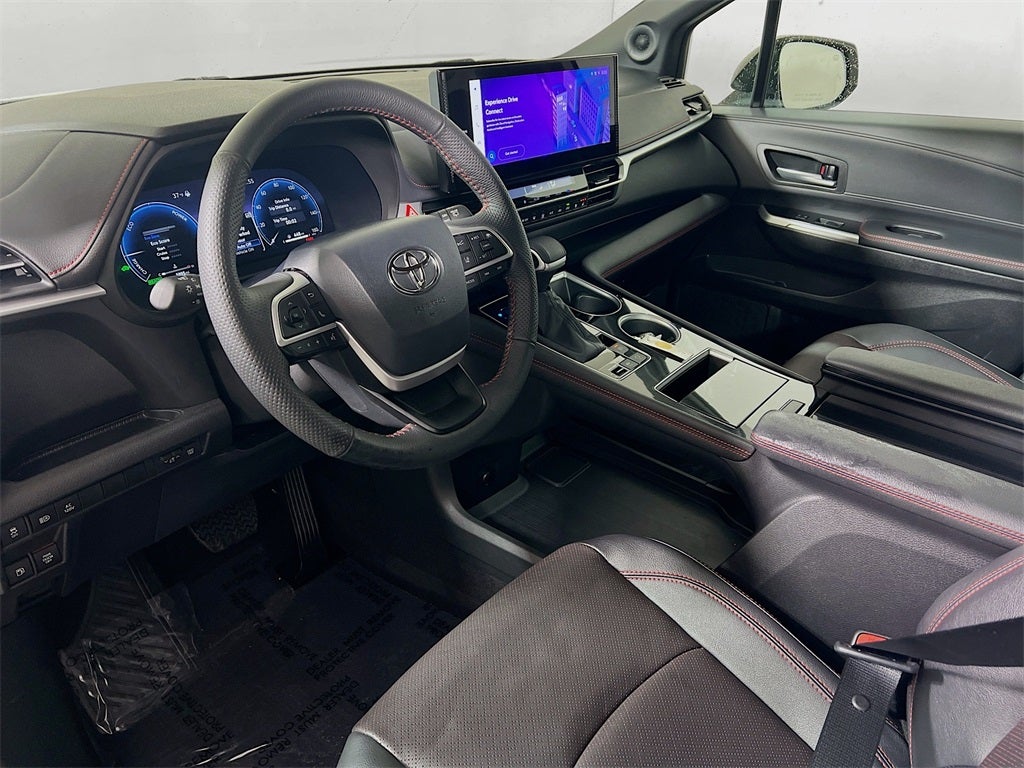 2025 Toyota Sienna XSE 7 Passenger