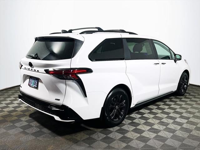 2025 Toyota Sienna XSE 7 Passenger