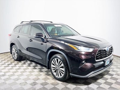 2020 Toyota Highlander Hybrid Platinum