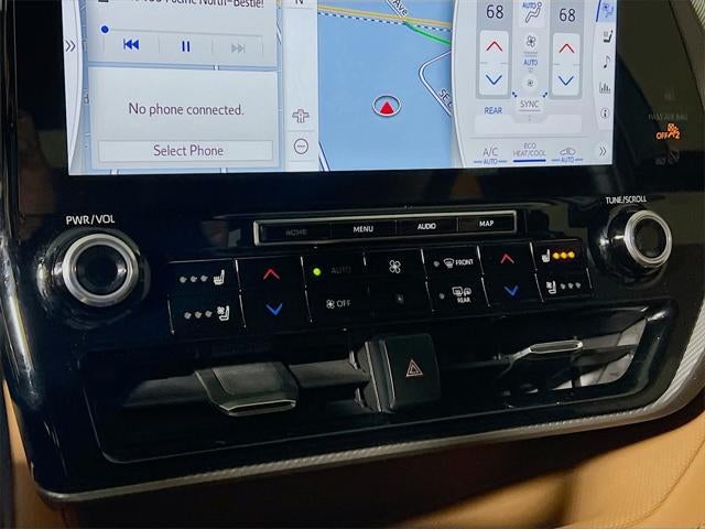 2020 Toyota Highlander Hybrid Platinum