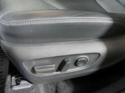 2022 Toyota Highlander Hybrid Platinum