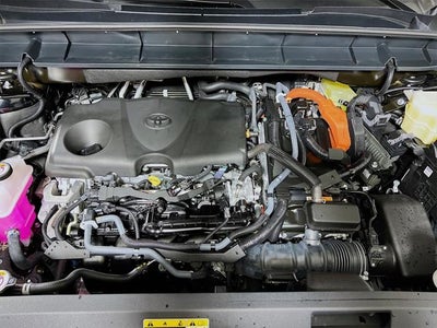 2022 Toyota Highlander Hybrid Platinum