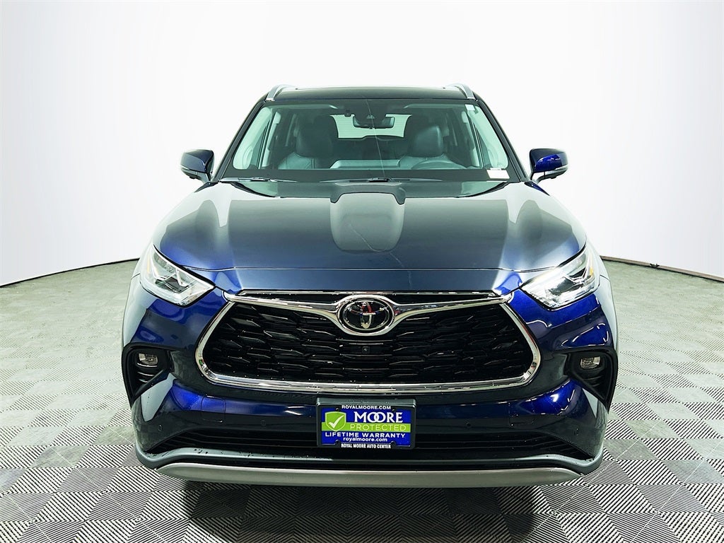 2026 Toyota Highlander Hybrid Platinum