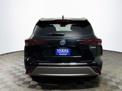 2024 Toyota Highlander Hybrid Platinum