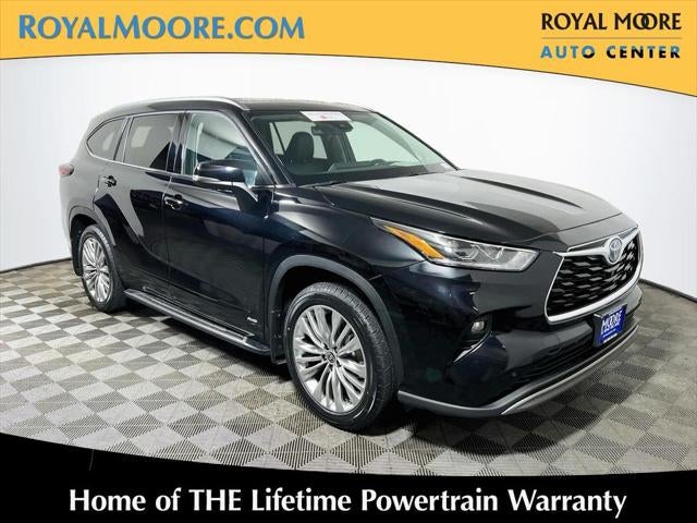 2024 Toyota Highlander Hybrid Platinum