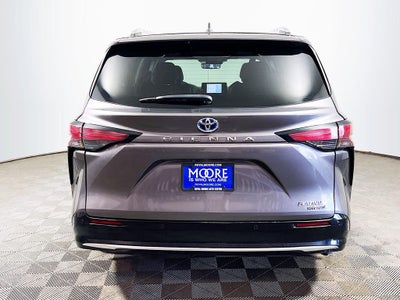 2024 Toyota Sienna Platinum 7 Passenger