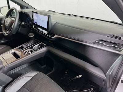 2025 Toyota Sienna Platinum 7 Passenger