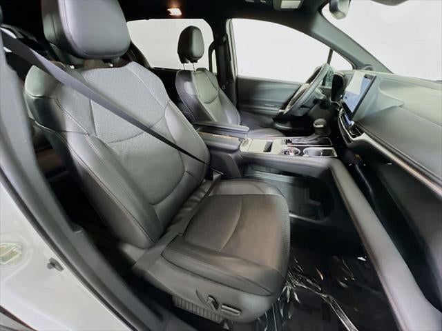 2025 Toyota Sienna Platinum 7 Passenger
