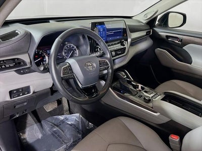 2021 Toyota Highlander Platinum