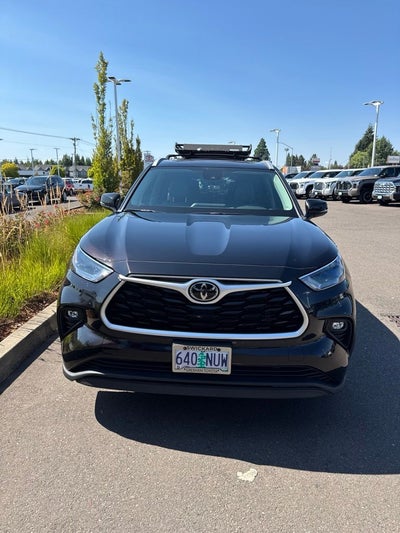 2022 Toyota Highlander XLE