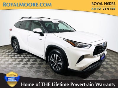 2020 Toyota Highlander Hybrid XLE