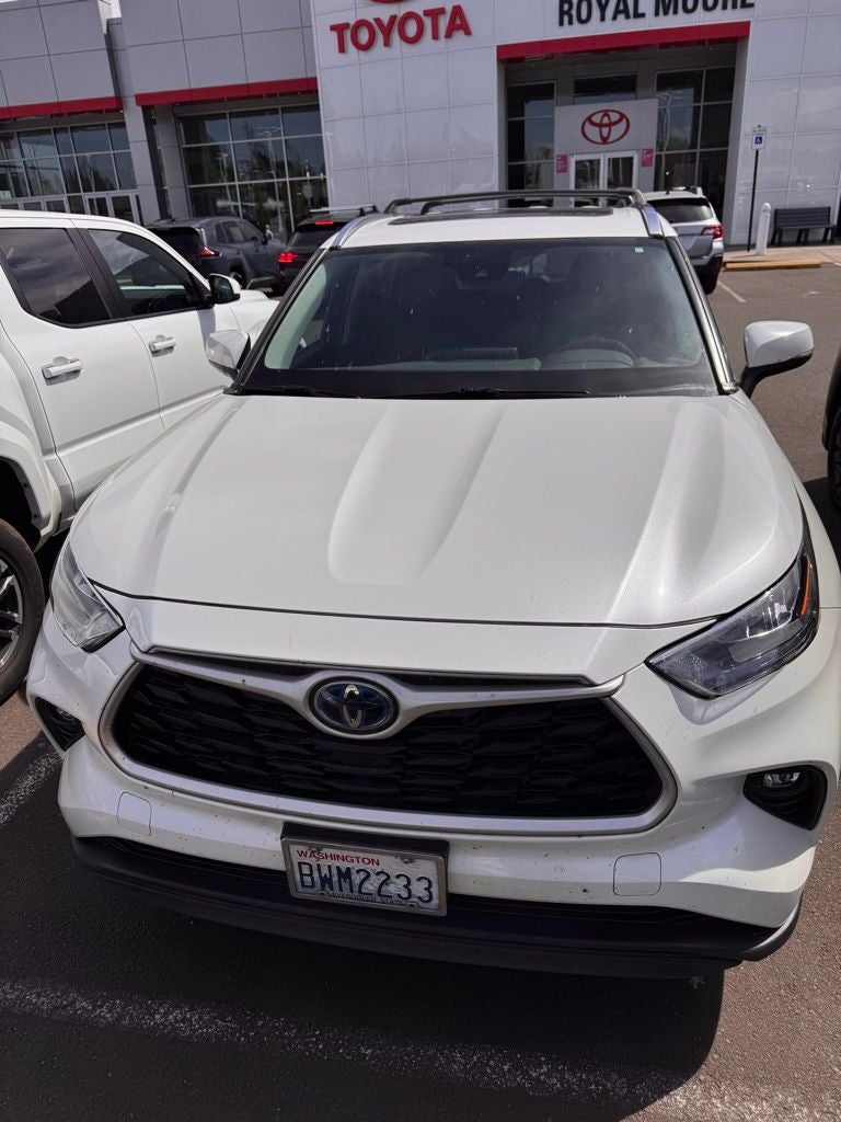 2020 Toyota Highlander Hybrid XLE