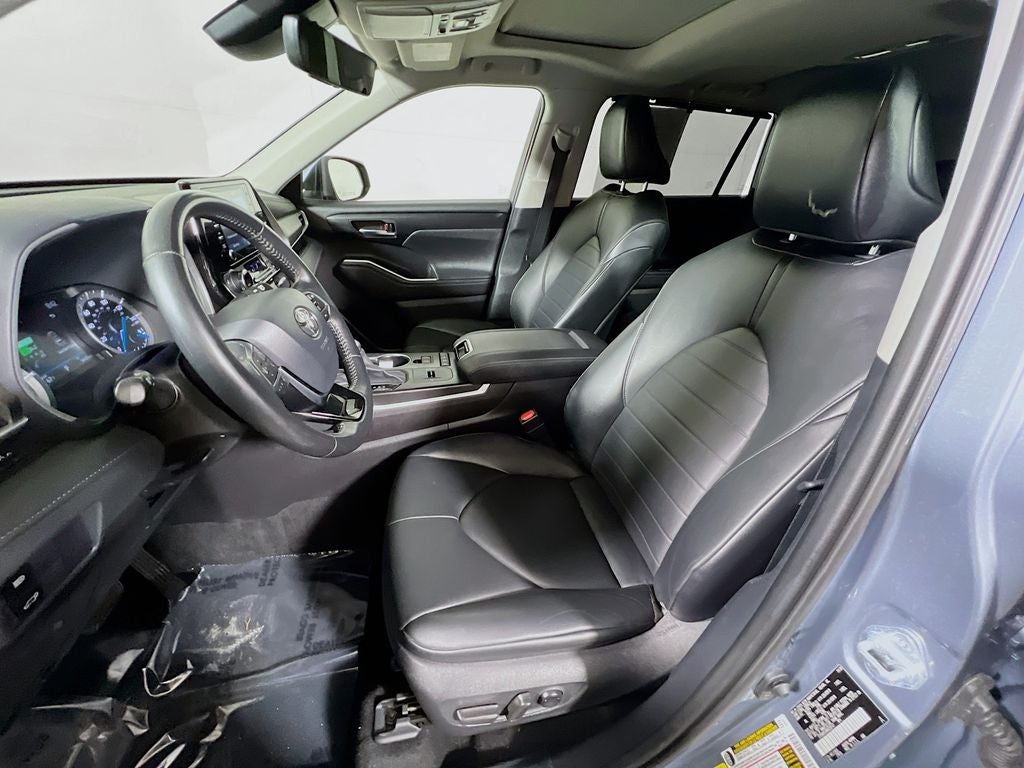 2021 Toyota Highlander Hybrid XLE
