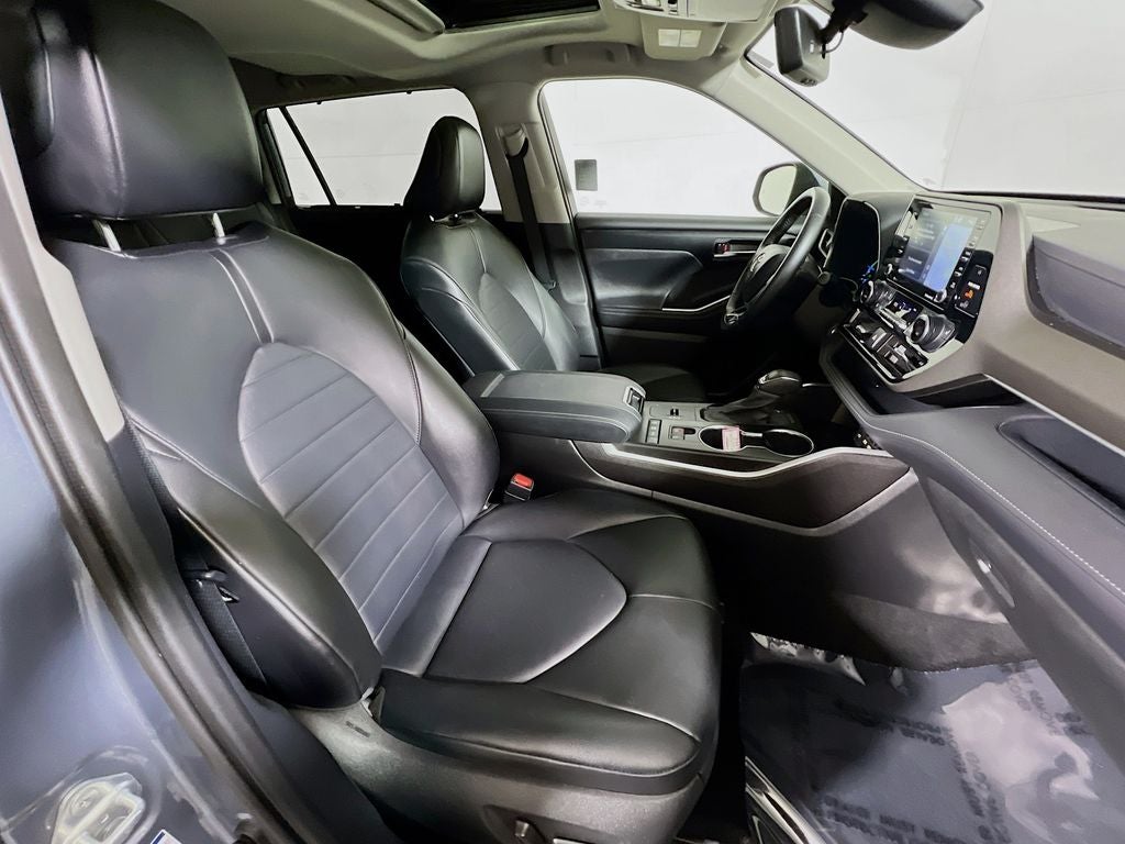 2021 Toyota Highlander Hybrid XLE