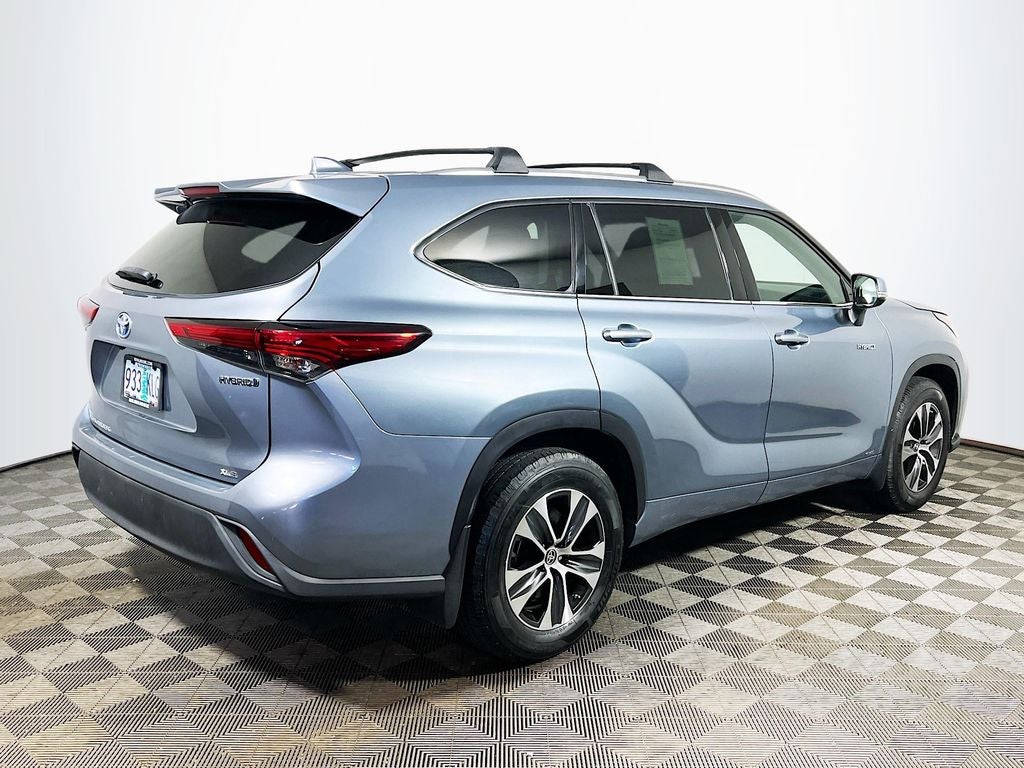 2021 Toyota Highlander Hybrid XLE