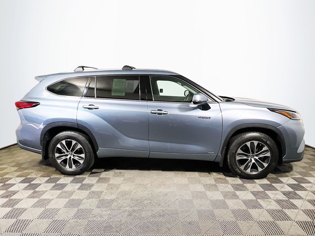 2021 Toyota Highlander Hybrid XLE
