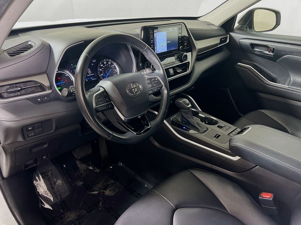 2021 Toyota Highlander Hybrid XLE