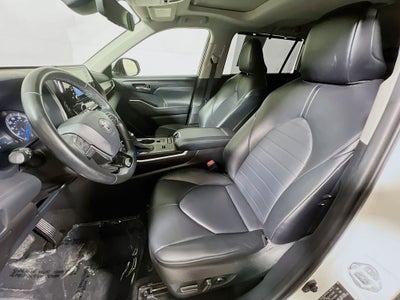 2021 Toyota Highlander Hybrid XLE