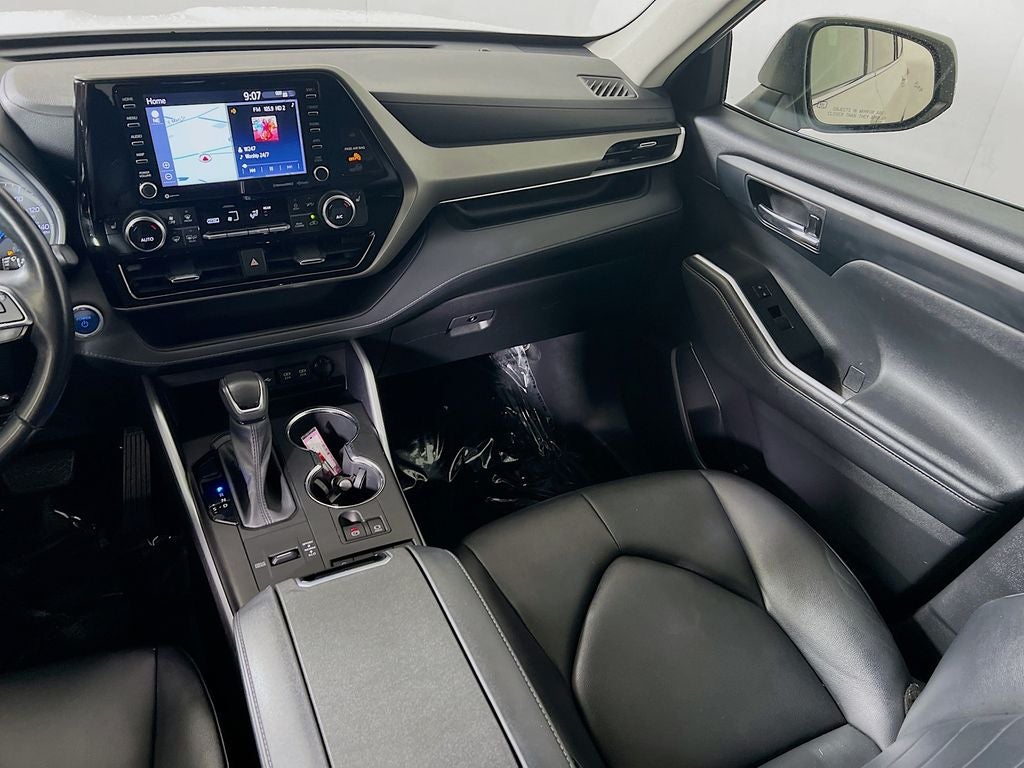 2021 Toyota Highlander Hybrid XLE