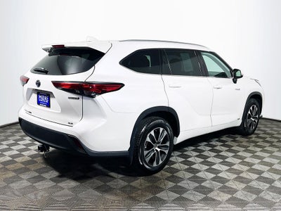 2021 Toyota Highlander Hybrid XLE