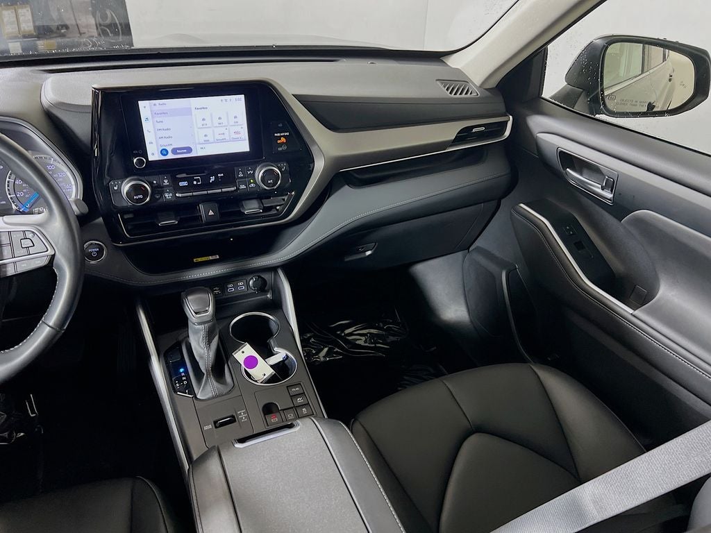 2023 Toyota Highlander Hybrid XLE