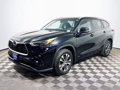 2023 Toyota Highlander Hybrid XLE