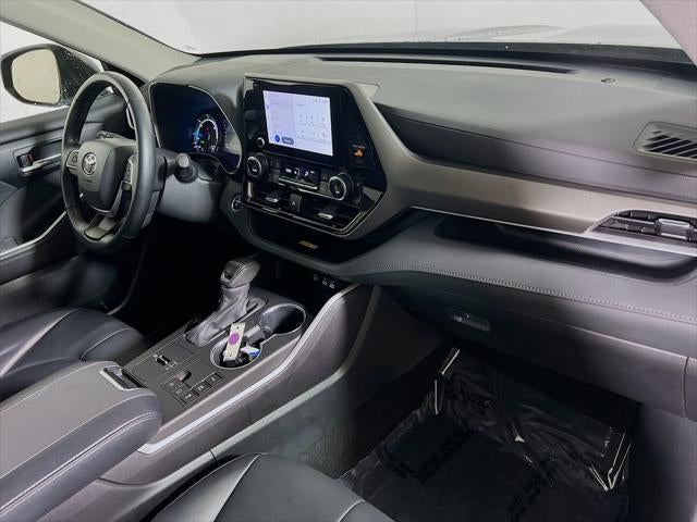 2023 Toyota Highlander Hybrid XLE