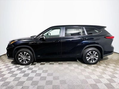 2023 Toyota Highlander Hybrid XLE