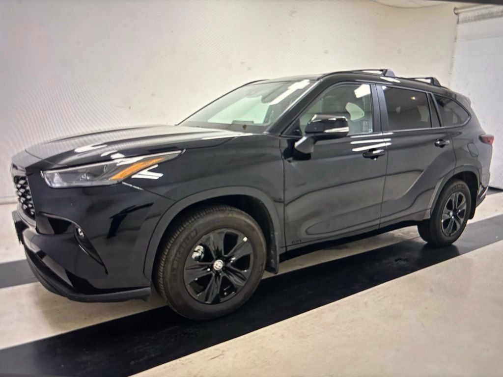 2024 Toyota Highlander Hybrid XLE