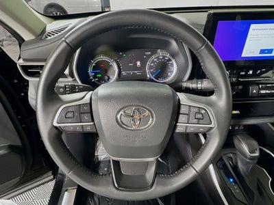 2024 Toyota Highlander Hybrid XLE