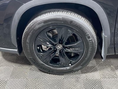 2024 Toyota Highlander Hybrid XLE