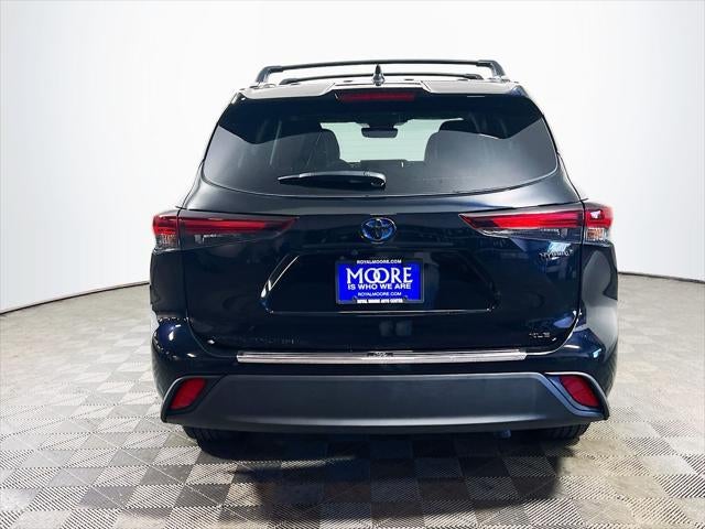 2024 Toyota Highlander Hybrid XLE