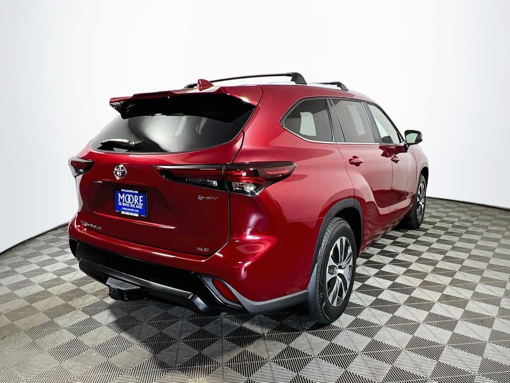 2026 Toyota Highlander Hybrid XLE