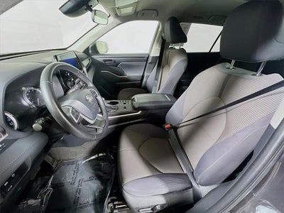 2023 Toyota Highlander LE