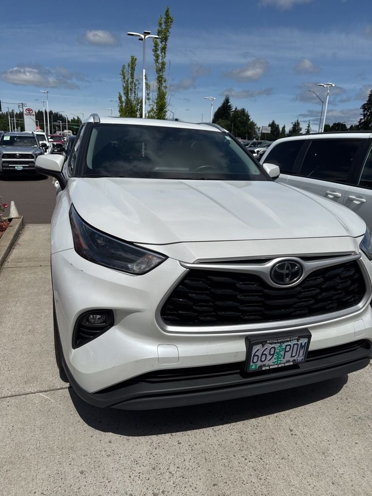 2023 Toyota Highlander XLE