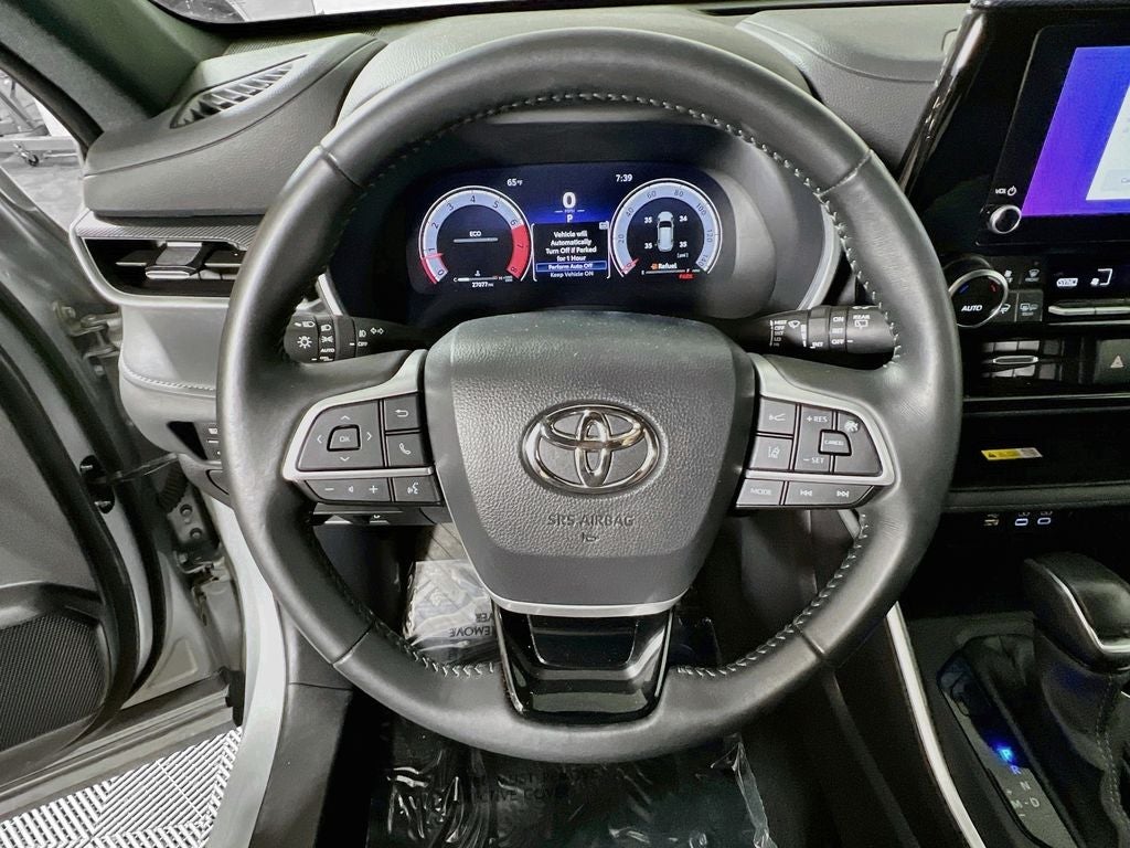 2025 Toyota Highlander XSE