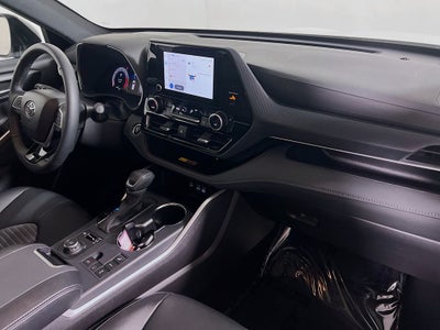 2025 Toyota Highlander XSE