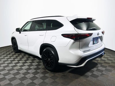 2025 Toyota Highlander XSE