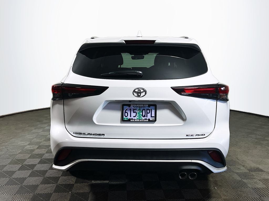 2025 Toyota Highlander XSE