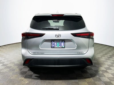 2024 Toyota Highlander XLE