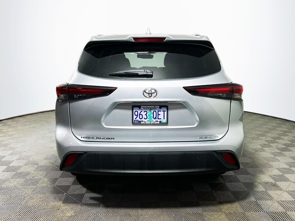 2024 Toyota Highlander XLE