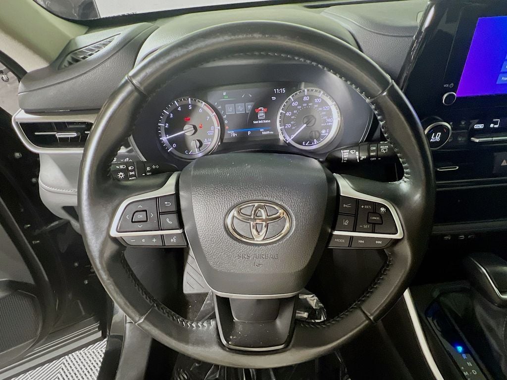 2023 Toyota Highlander LE