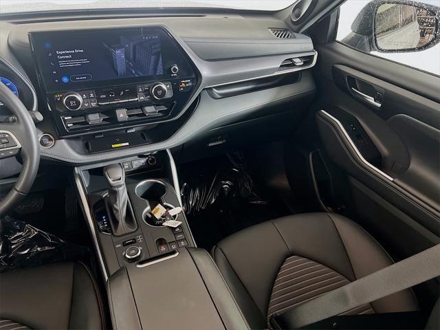 2025 Toyota Highlander XSE