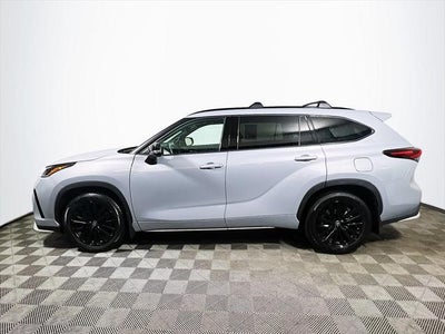 2025 Toyota Highlander XSE