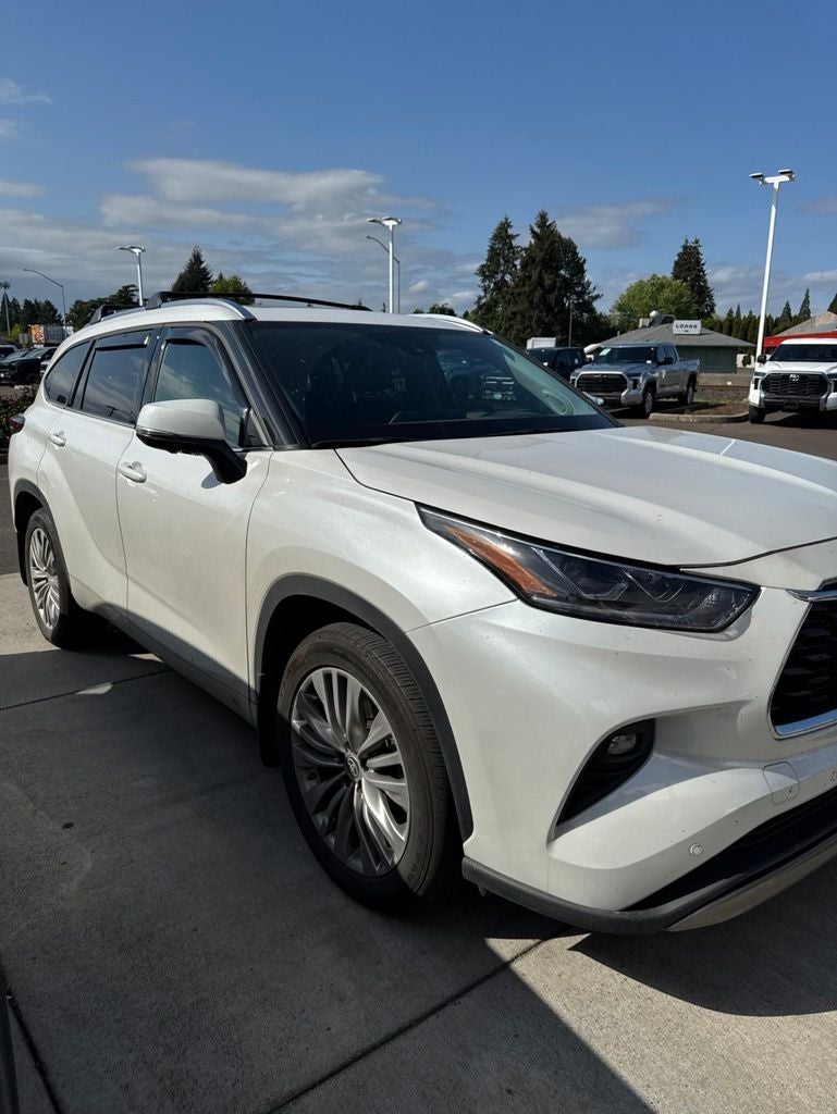2024 Toyota Highlander Platinum