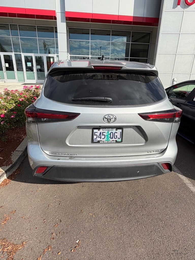 2024 Toyota Highlander LE